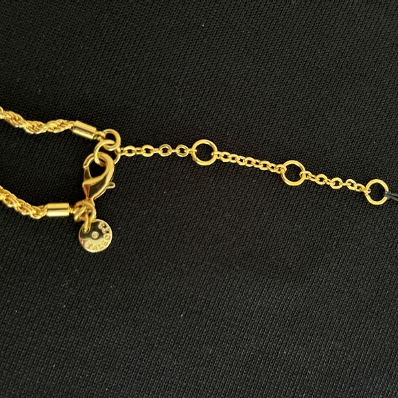 Burgundy Pendant with 30" Goldtone Chain - Picture 3 of 5